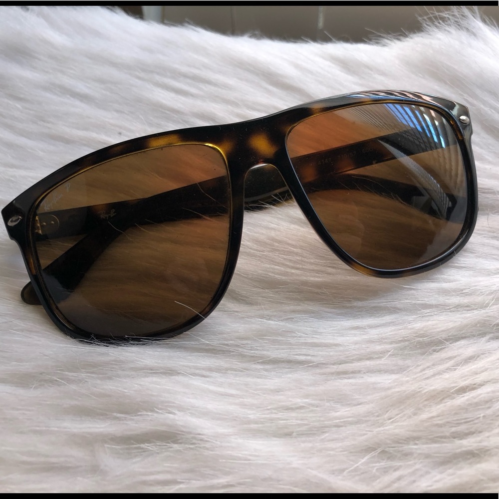 Ray-Ban RB4147 Retro Polarized sunglasses tortoise